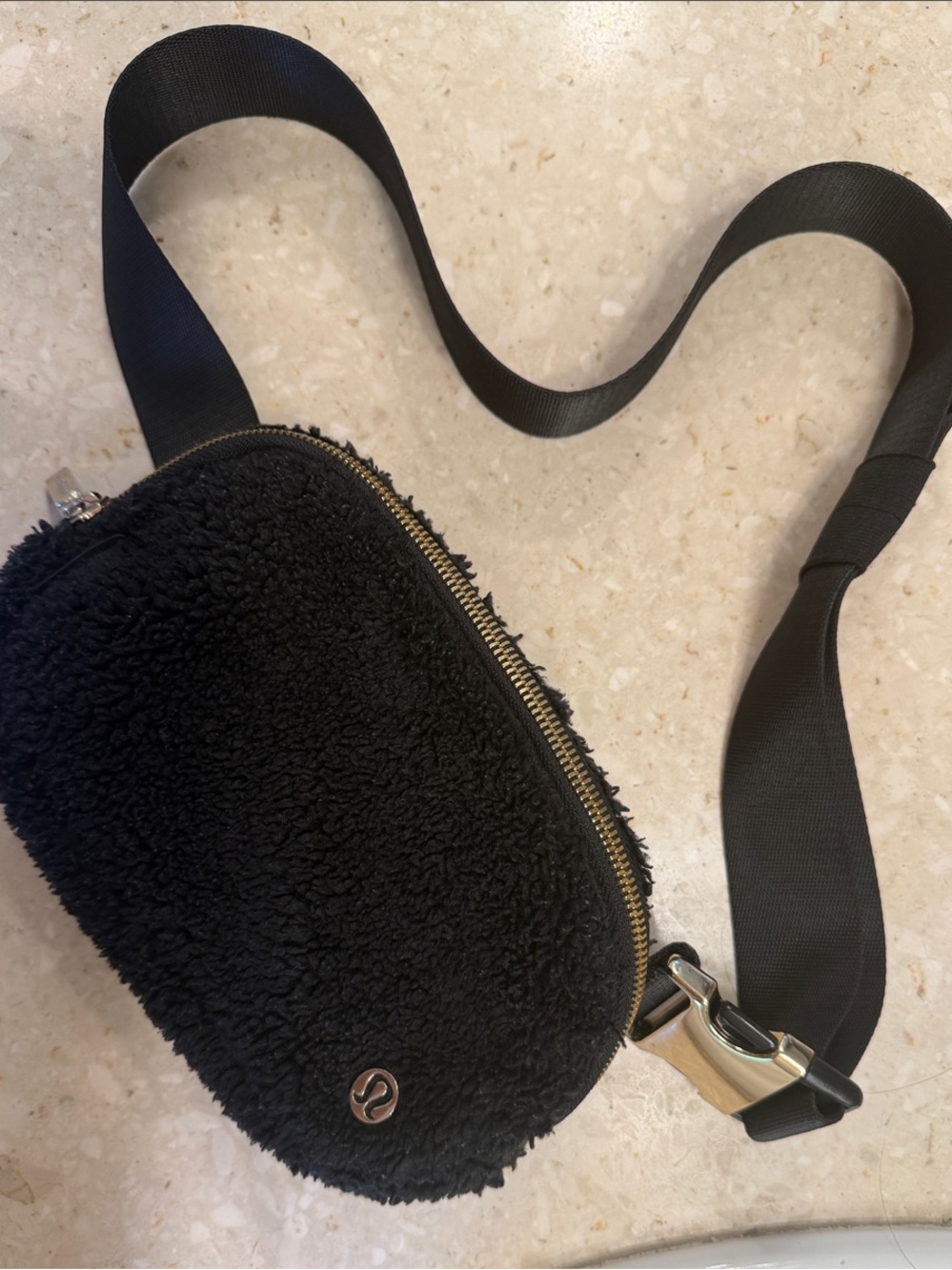lululemon athletica Black Sherpa Crossbody Belt Bag